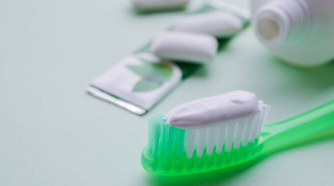 Zahnstein entfernen Dentilus