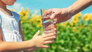 Flüssigkeit für gesunde Zähne | Dentilus